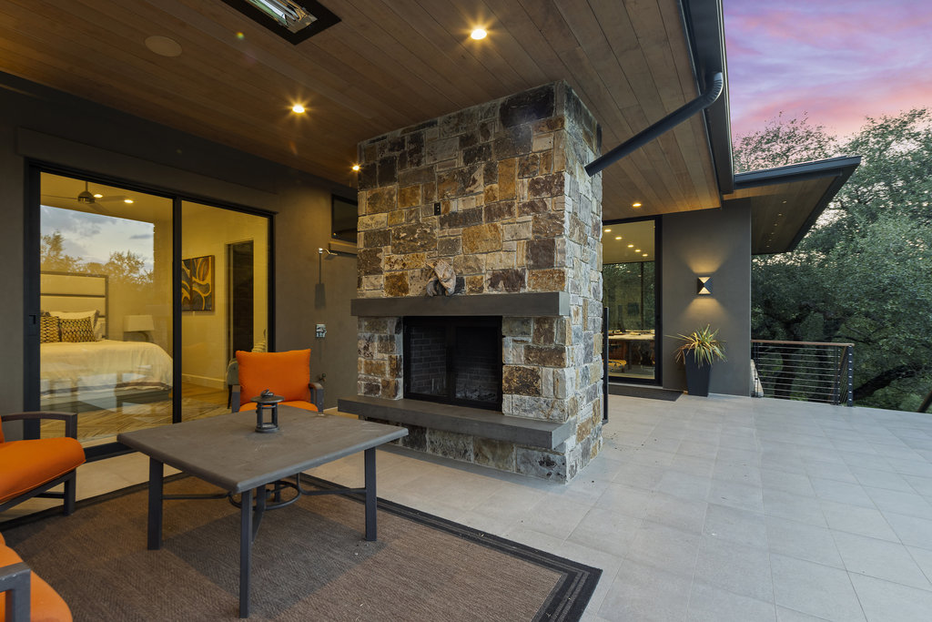 Westway Custom Builders Luxury Home 12