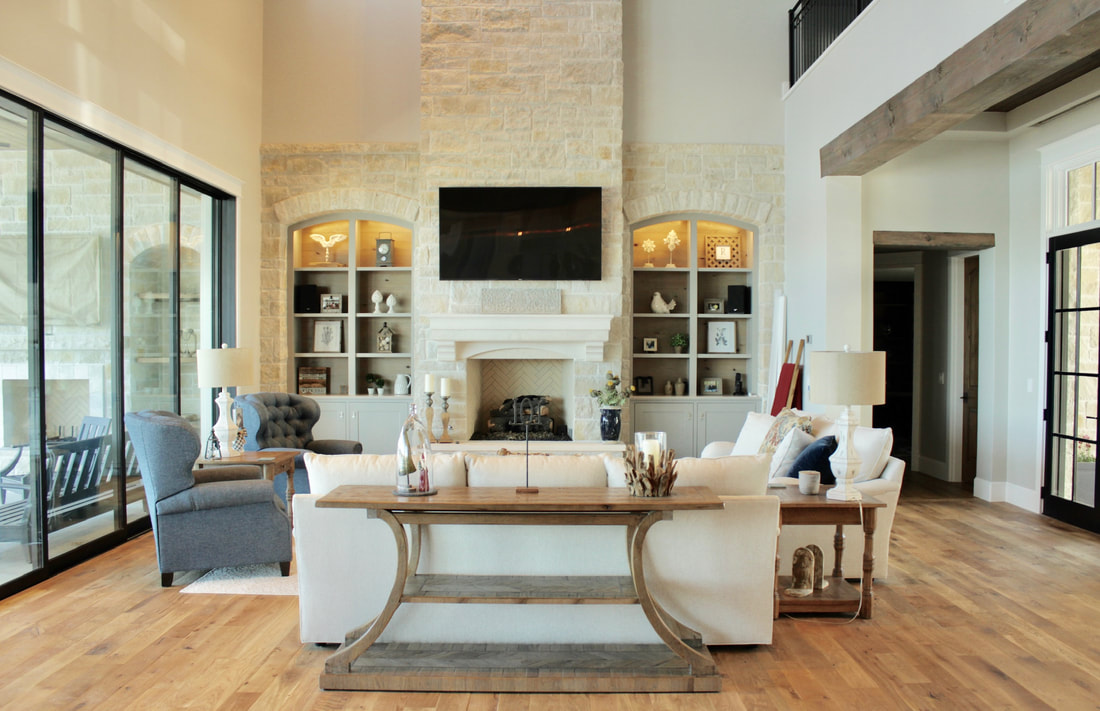 Lake LBJ Modern Gallery Image